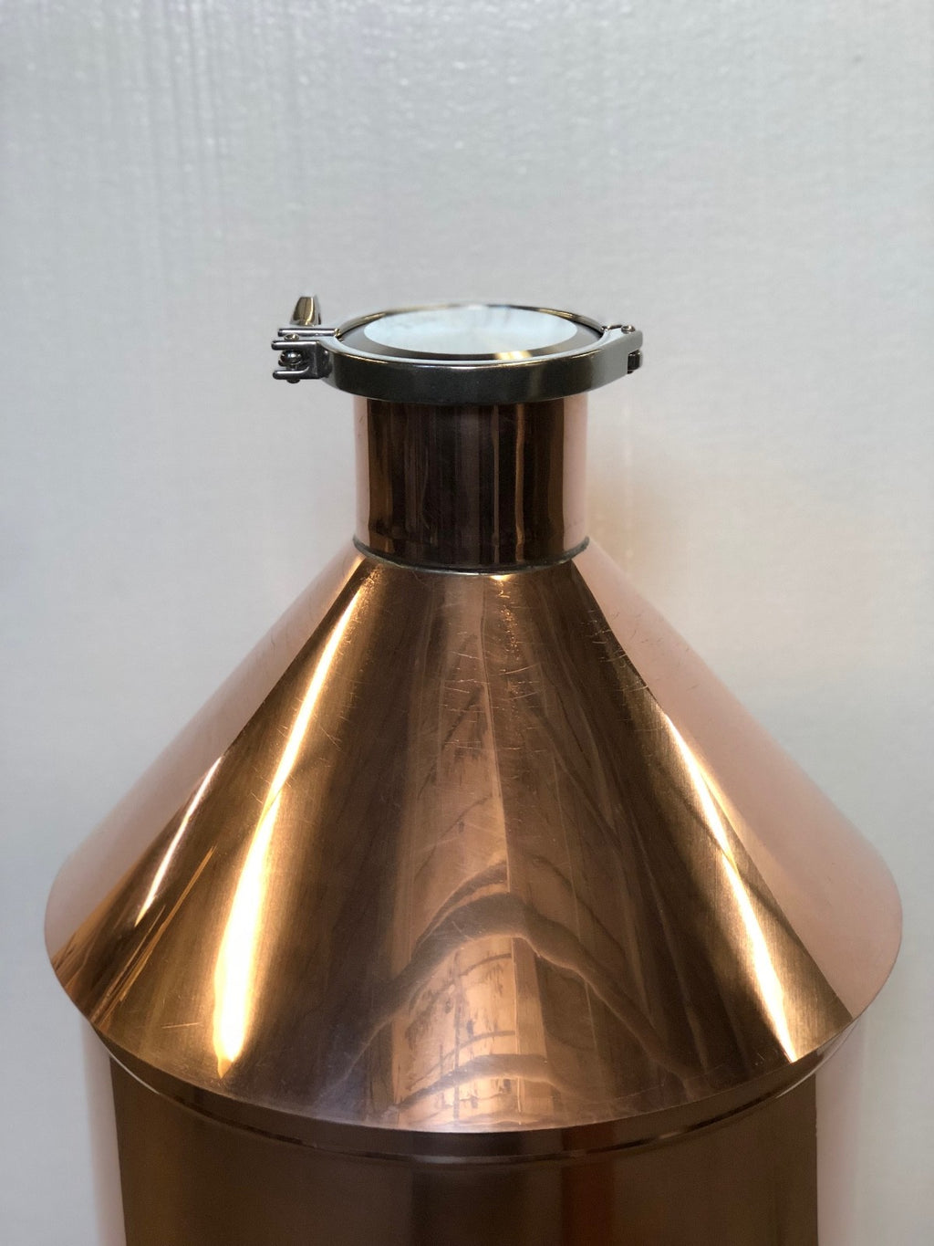 4” Cap Logic Cap Installed On Your Still Pot And Thumper. Includes 2-4” Caps
