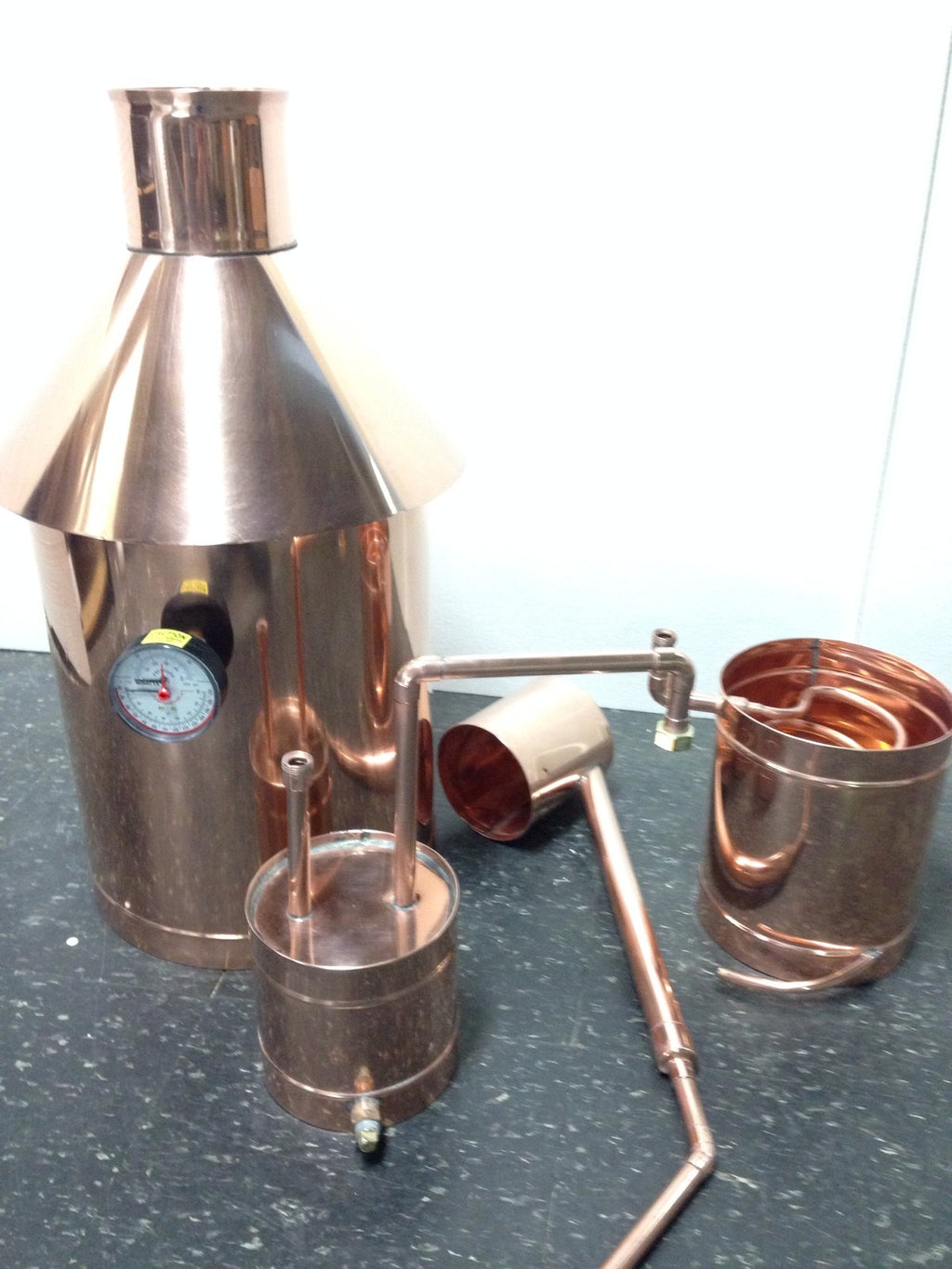 10 Gal Copper Moonshine Still with Thumper+Worm 100% Guarantee Made In The USA