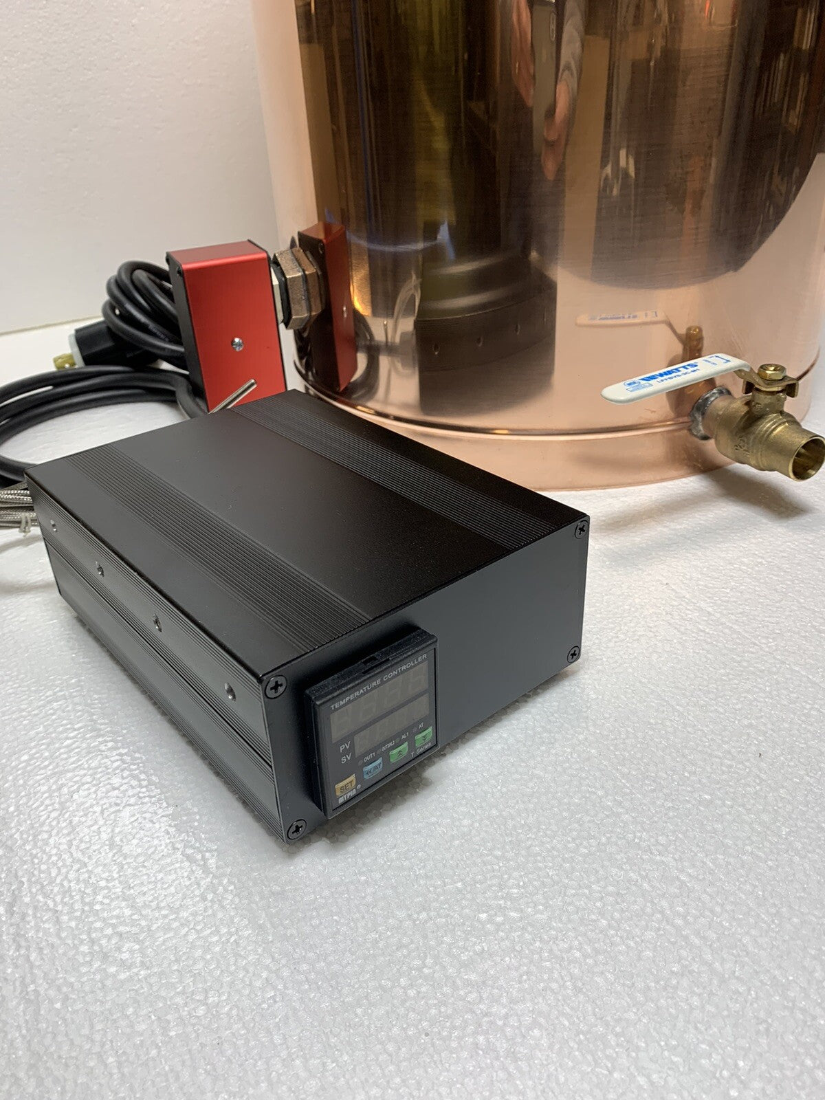 20 Gallon Copper Still Electric Heating and 4" Cap Logic Cap Made In The USA